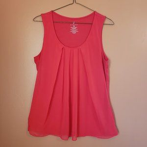 New York & Co sleeveless scoop neck blouse - medium